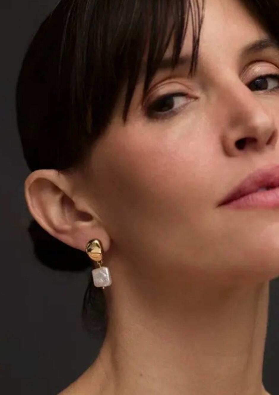 St Moran Square Freshwater Pearl Drop Earrings Silver Plate